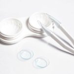 Panduan Membersihkan Softlens dengan Benar supaya Mata Sehat